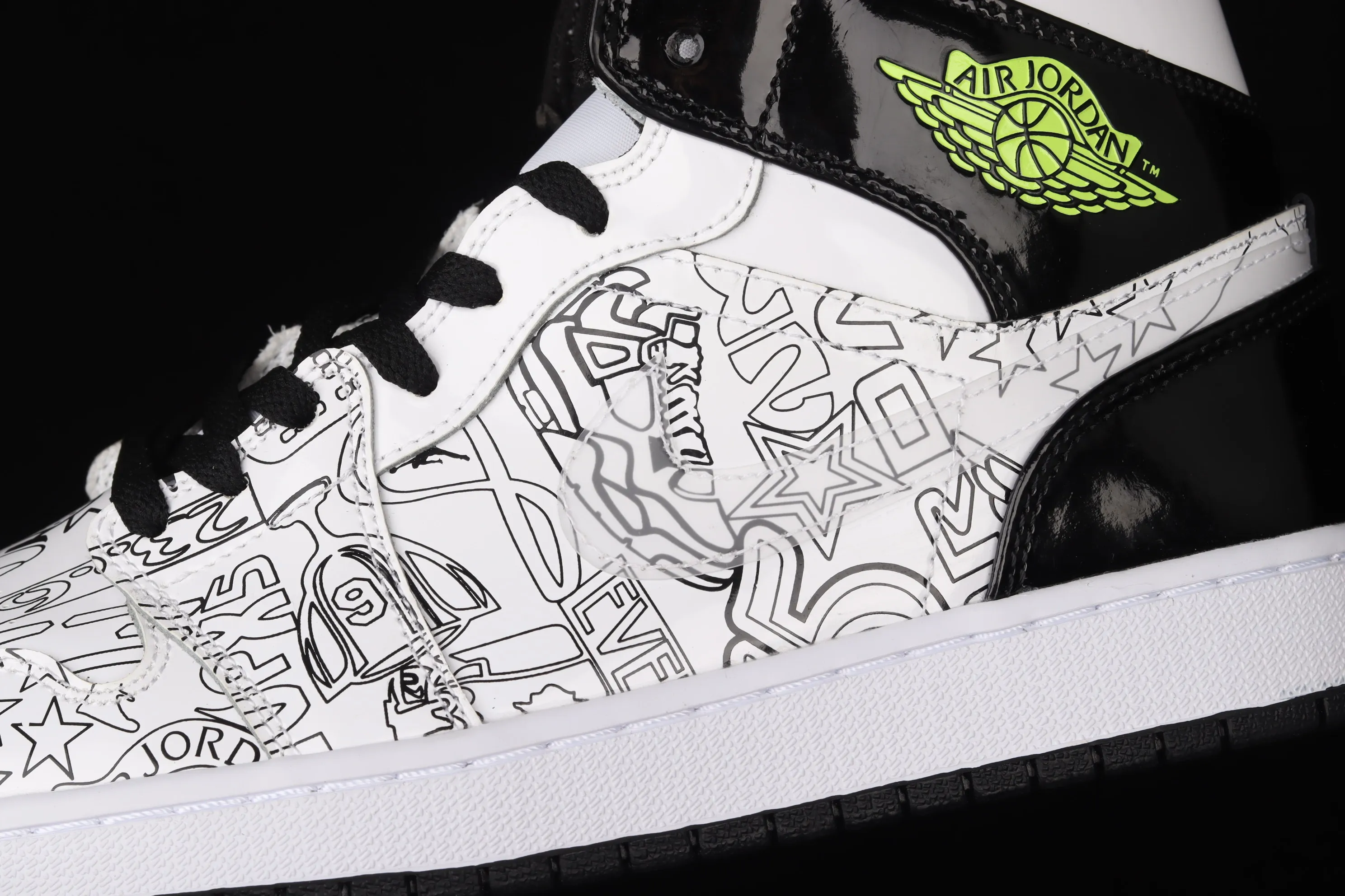 All categories Air Jordan Jordan series basketball shoes Air Jordan 1 Mid Air Jordan 1 Mid SE AJ1 Joe 1 white and black mid-top basketball shoes DC4099-100